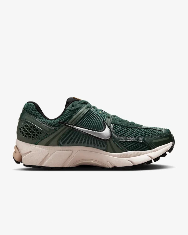 Nike Zoom Vomero 5 - Image 7